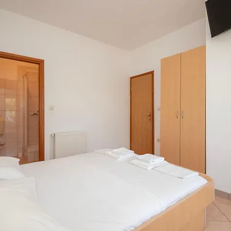 Apartments More 公寓